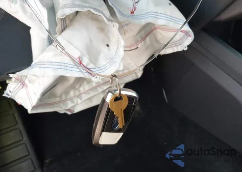 2024 Ford Maverick Lariat z USA, uszkodzony, nr VIN 3FTTW8S92RRB23804